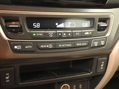 Used 2017 Honda Pilot EX-L image 30
