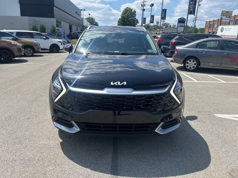 Certified 2023 Kia Sportage EX AWD/4WD image 2