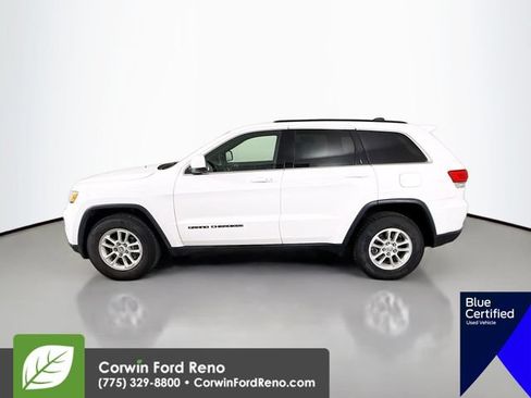 Used 2019 Jeep Grand Cherokee Laredo AWD/4WD image 4