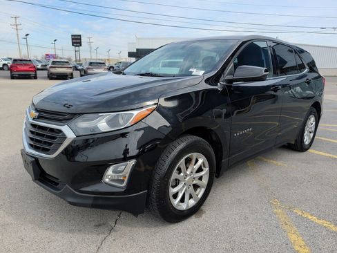 Used 2018 Chevrolet Equinox LT image 3