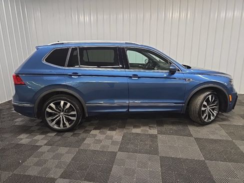 Used 2020 Volkswagen Tiguan SEL Premium R-Line w/ 3rd Row Seat Package AWD/4WD image 2