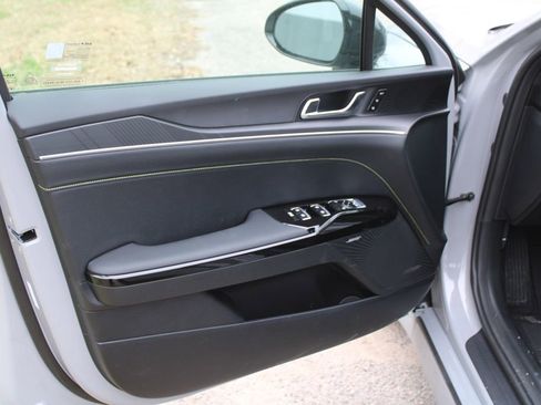 New 2026 Kia K5 GT FWD image 18