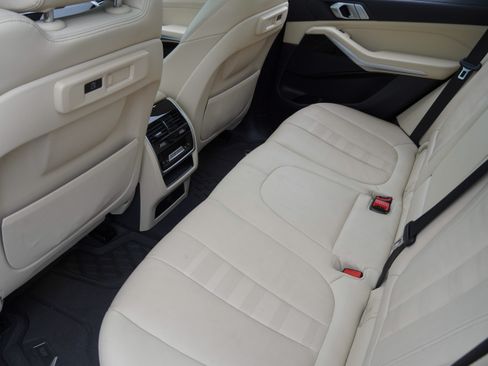 Used 2021 BMW X5 sDrive40i w/ Premium Package 2 RWD image 35