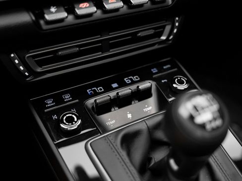 Used 2024 Porsche 911 Carrera T image 51