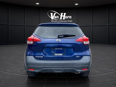 Used 2019 Nissan Kicks SV FWD image 6