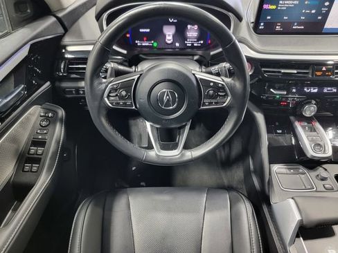 Used 2023 Acura MDX SH-AWD w/ Technology Package image 23