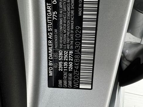 Used 2018 Mercedes-Benz E 300 4MATIC image 46