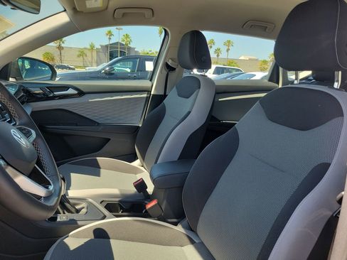 Used 2023 Volkswagen Taos S image 24