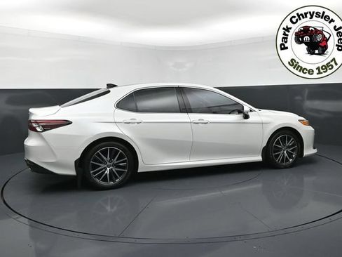 Used 2023 Toyota Camry XLE w/ Navigation Package AWD/4WD image 6