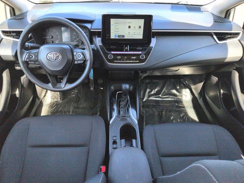 Used 2024 Toyota Corolla LE image 17