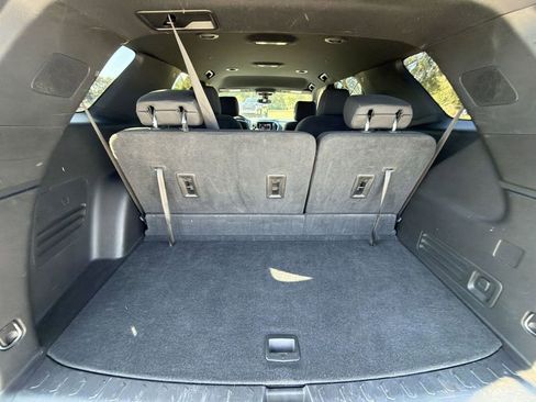 Certified 2023 Chevrolet Traverse LT image 13