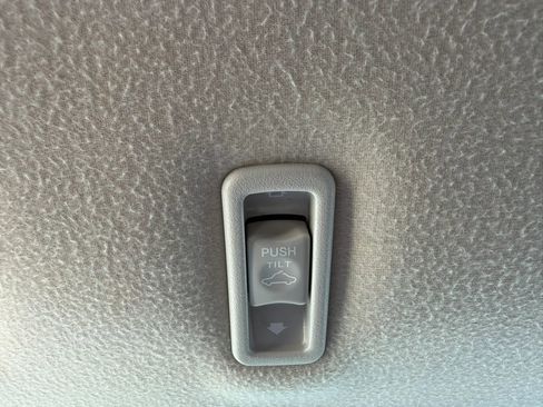 Used 2007 Mitsubishi Eclipse GS FWD image 22