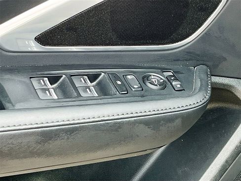 Used 2023 Acura RDX AWD image 17