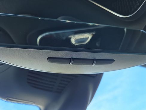 Certified 2025 Mercedes-Benz GLC 300 GLC 300 image 26