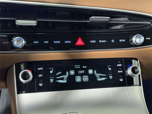 New 2026 Genesis GV70 2.5T Advanced image 27