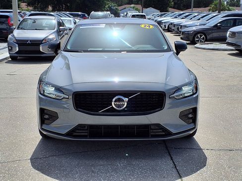 Used 2024 Volvo S60 B5 Plus AWD/4WD image 10