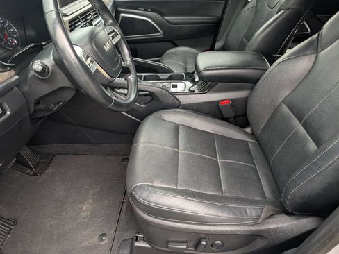 Used 2022 Kia Telluride EX w/ EX Premium Package AWD/4WD image 8