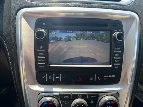 Used 2015 GMC Acadia SLT w/ Open Road Package AWD/4WD image 25