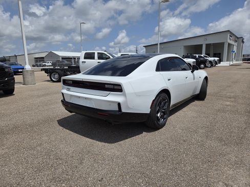 New 2026 Dodge Charger R/T AWD/4WD image 7