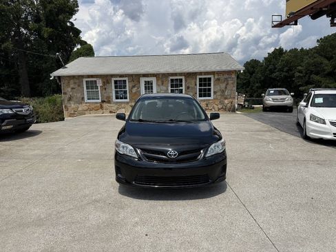 Used 2013 Toyota Corolla L FWD image 2