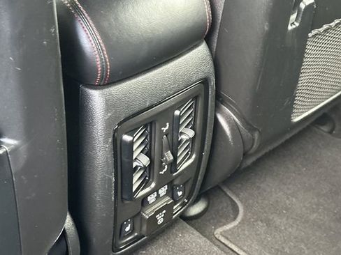 Used 2024 Dodge Durango GT AWD/4WD image 14