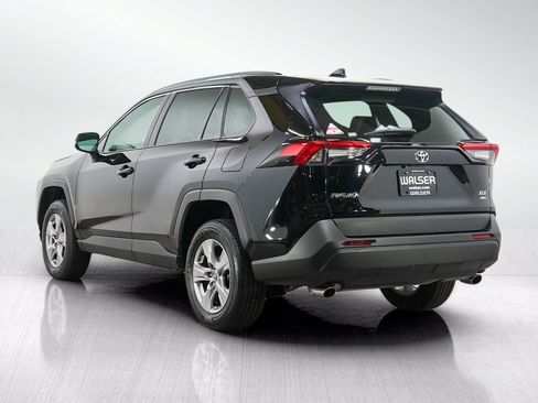 Used 2025 Toyota RAV4 XLE AWD/4WD image 3
