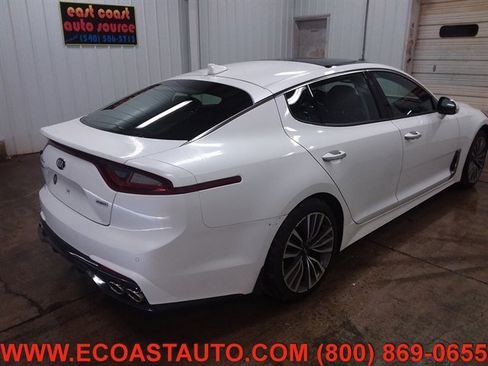 Used 2018 Kia Stinger Premium image 6