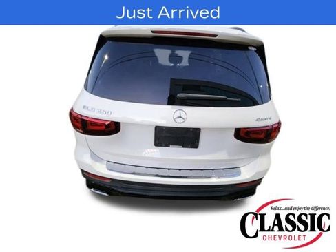Used 2022 Mercedes-Benz GLB 250 4MATIC image 8