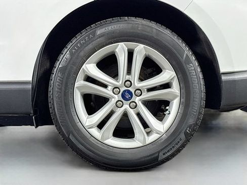 Used 2020 Ford Edge SEL FWD image 29