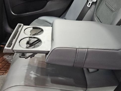 Used 2025 Mercedes-Benz C 36 AMG S image 23