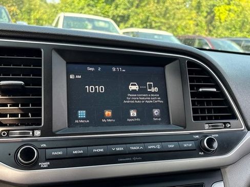 Used 2018 Hyundai Elantra SEL w/ Cargo Package FWD image 13