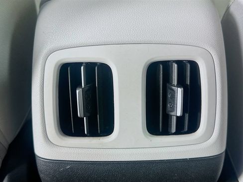 Used 2025 Hyundai Tucson SEL FWD image 24
