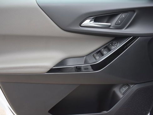 New 2026 Chevrolet Equinox LT image 11