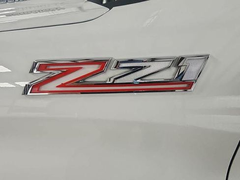 Used 2024 Chevrolet Silverado 1500 LTZ w/ LTZ Premium Package AWD/4WD image 11