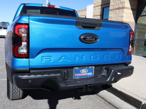 New 2025 Ford Ranger Lariat w/ Black Appearance Package image 19