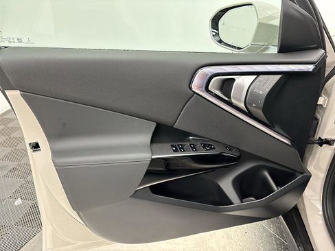 New 2026 BMW X3 xDrive30 w/ Premium Package image 26