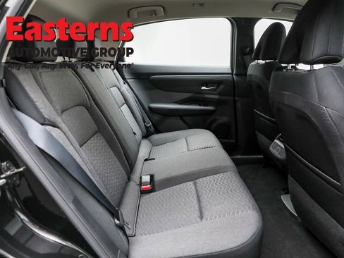 Used 2023 Nissan Ariya FWD image 22