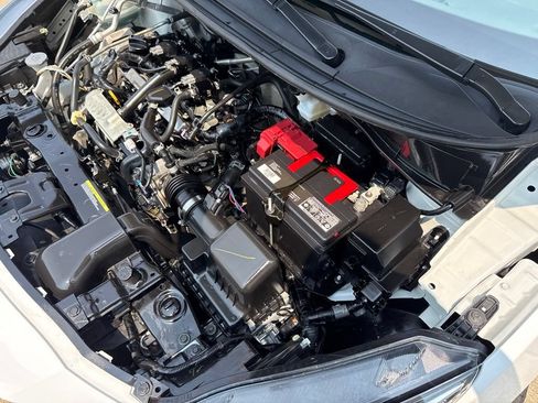 Used 2023 Nissan Versa S FWD image 26