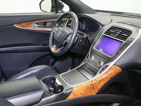 Used 2019 Lincoln Nautilus Reserve w/ Driver Assistance Package AWD/4WD image 21