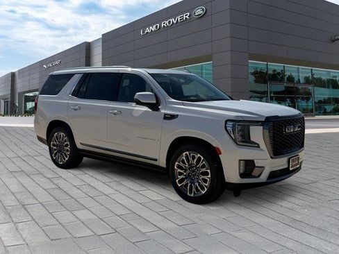 Used 2024 GMC Yukon Denali Ultimate AWD/4WD image 7