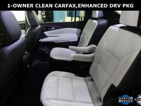 Used 2024 Chevrolet Traverse RS image 21