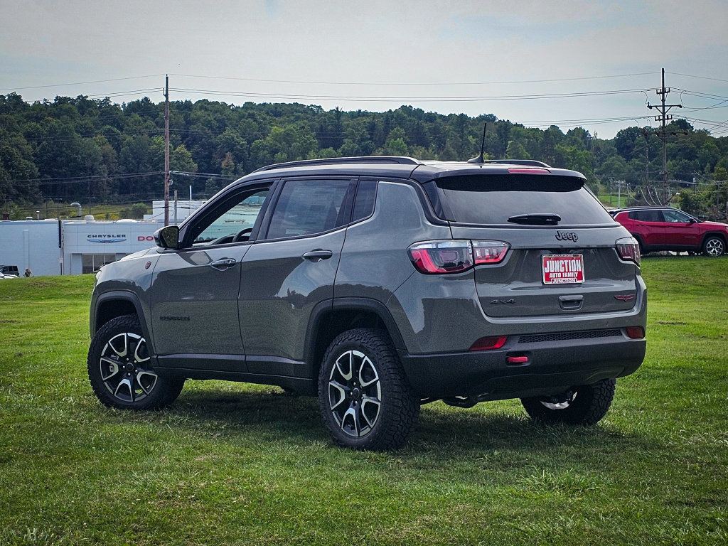 New 2026 Jeep Compass Trailhawk AWD/4WD image 5