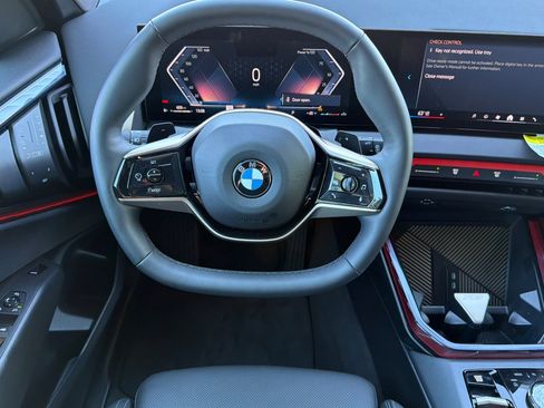 Used 2025 BMW X3 xDrive30i w/ Convenience Package image 18