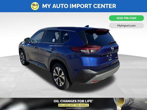 Used 2023 Nissan Rogue SV AWD/4WD image 5