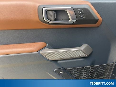 Used 2023 Ford Bronco Outer Banks image 43