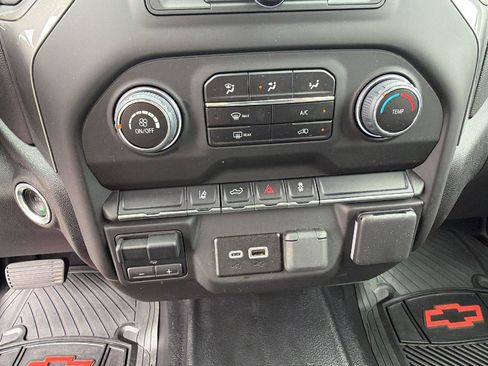 Certified 2025 Chevrolet Silverado 2500 W/T w/ WT Convenience Package AWD/4WD image 27
