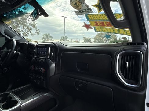 Used 2022 Chevrolet Silverado 2500 LTZ w/ LTZ Convenience Package image 29