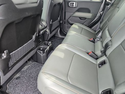 New 2026 Jeep Gladiator Mojave AWD/4WD image 15