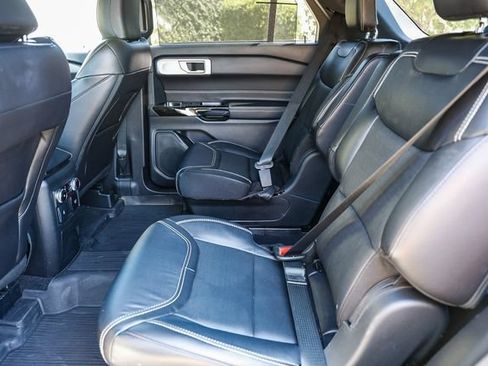 Used 2023 Ford Explorer ST w/ Equipment Group 401A AWD/4WD image 17
