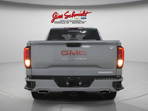 Used 2024 GMC Sierra 1500 Elevation w/ Elevation Premium Package AWD/4WD image 5